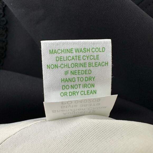 Lilly Pulitzer Matty Shift Dress Black Cream Lace 8 - Picture 10 of 11